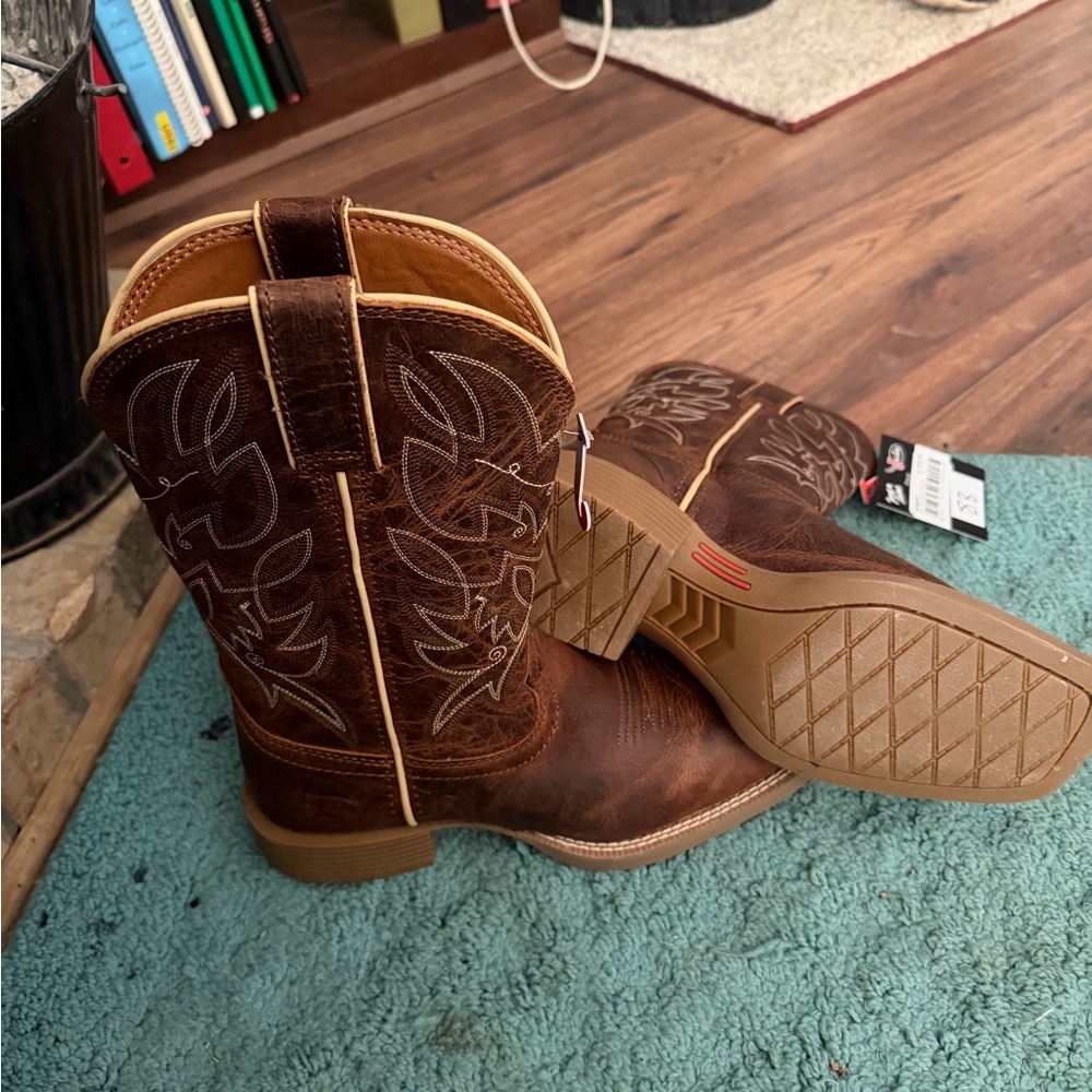 Ladies boots - Picture 2 of 3